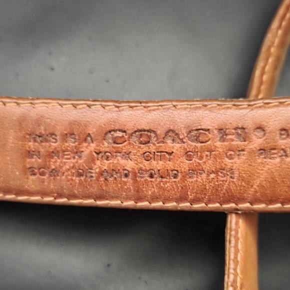 Coach 100% Tan Leather Belt with Brass Buckle 7 Adjustable Loops - Picture 6 of 10